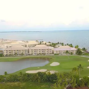 Resort The Grand Caymanian George Town